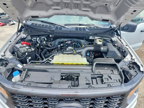 2025 FORD F150 STX