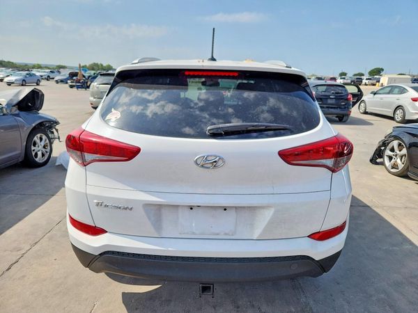 2017 HYUNDAI TUCSON
