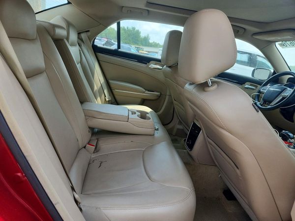2014 CHRYSLER 300
