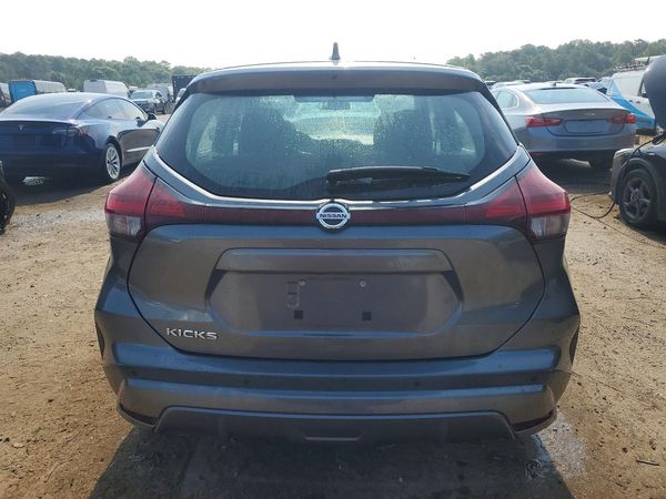 2021 NISSAN KICKS S