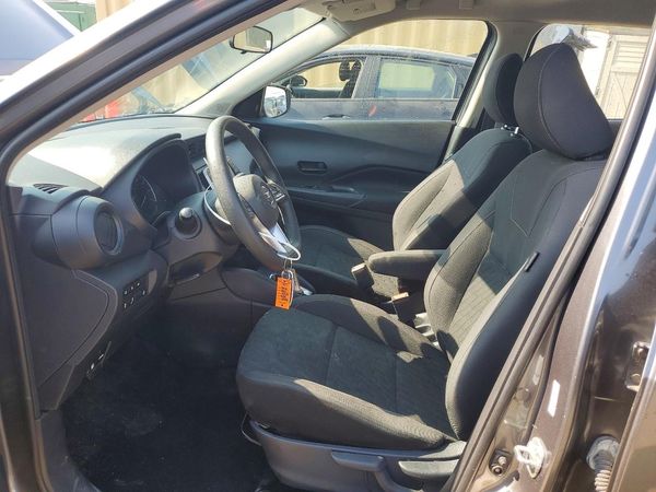 2021 NISSAN KICKS S