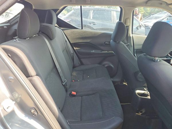 2021 NISSAN KICKS S