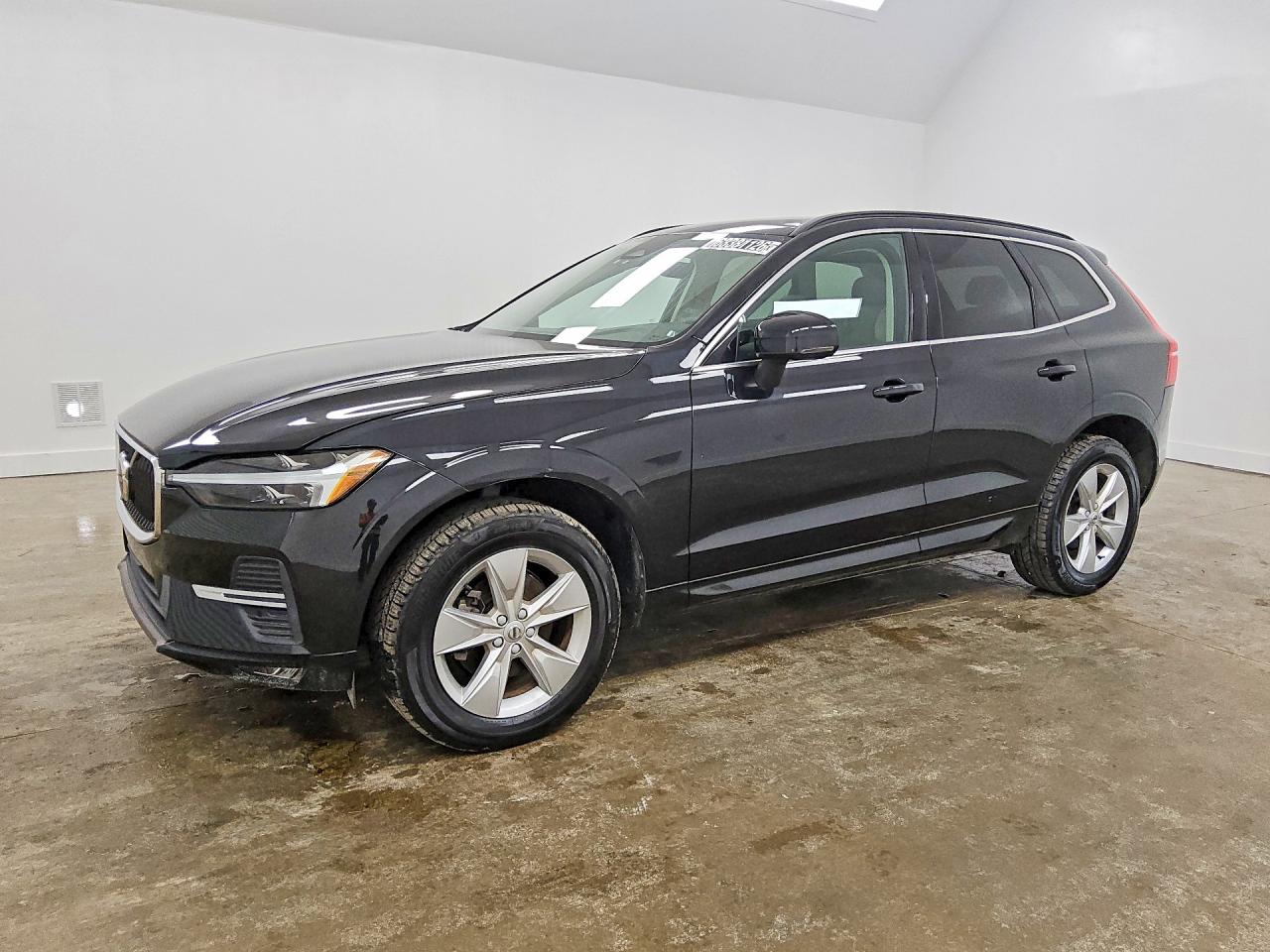 2022 VOLVO XC60 Momentum (excl S60)