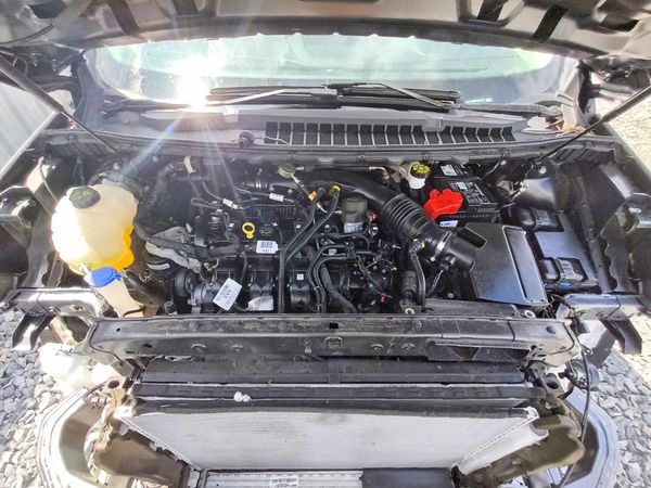 2023 FORD EDGE Titanium