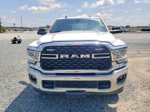 2022 RAM 2500 Big Horn, Lone Star