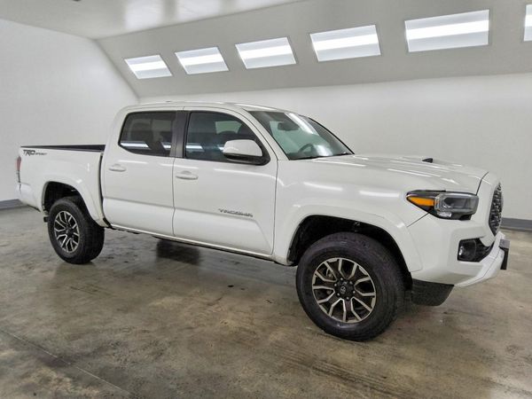 2023 TOYOTA TACOMA SR5 — Passenger 3/4