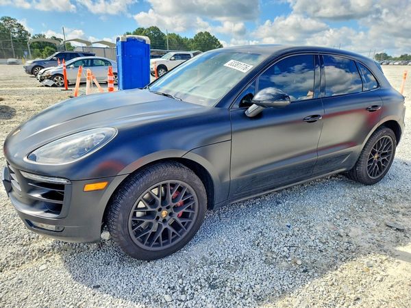 2017 PORSCHE MACAN