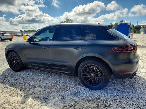 2017 PORSCHE MACAN