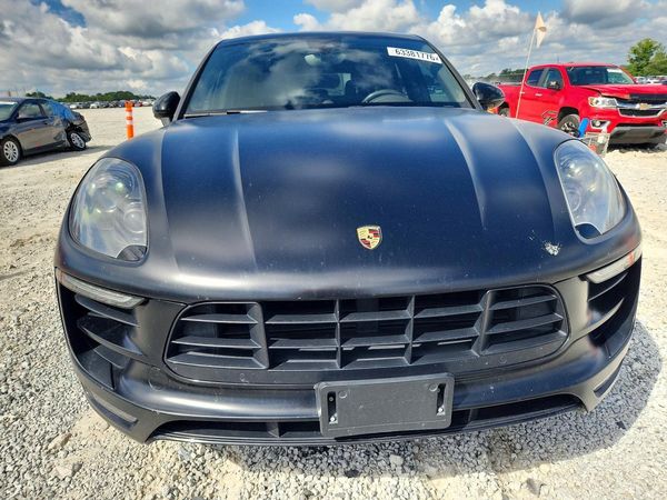 2017 PORSCHE MACAN