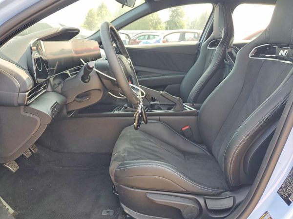 2025 HYUNDAI ELANTRA — DENT