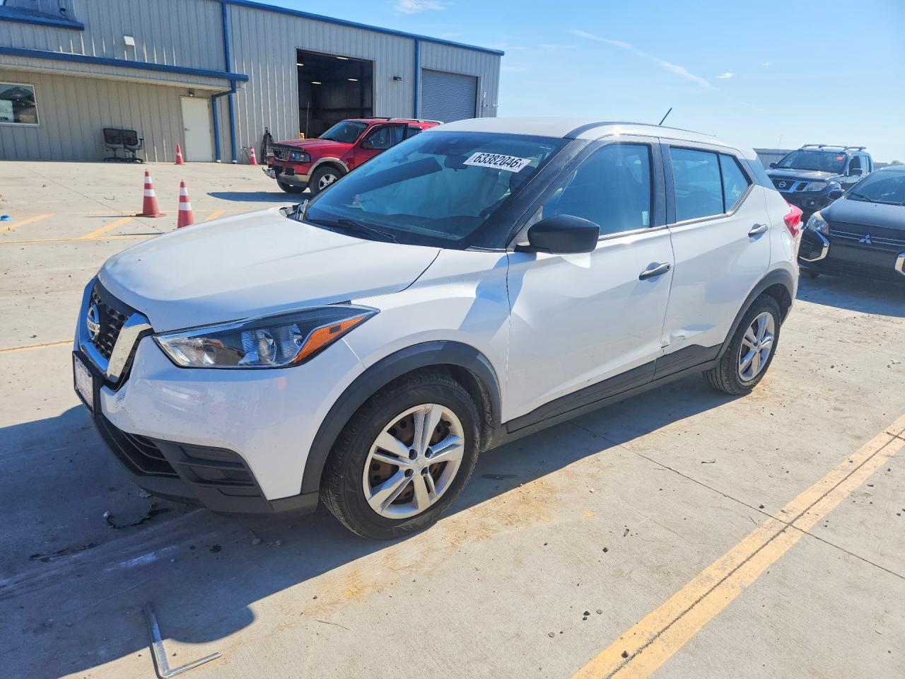 2020 NISSAN KICKS