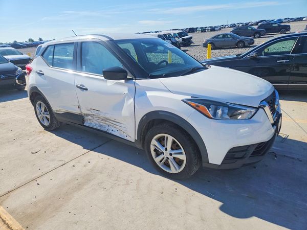 2020 NISSAN KICKS