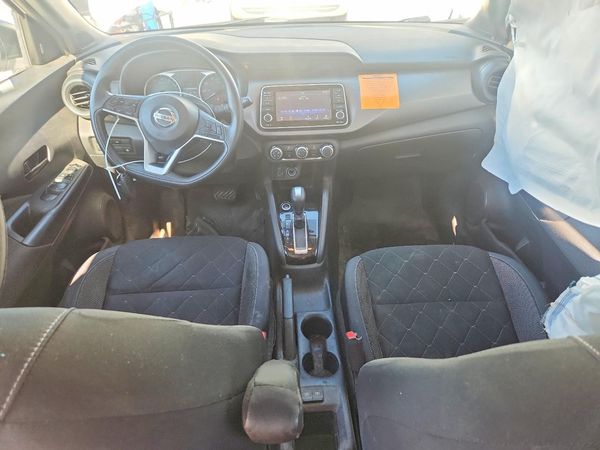 2020 NISSAN KICKS