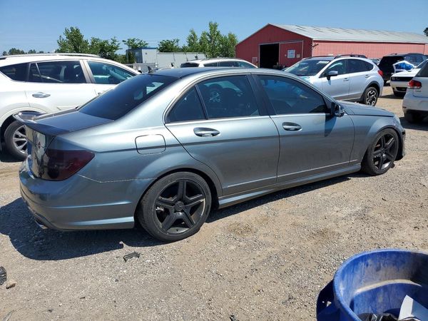 2012 MERCEDES-BENZ C