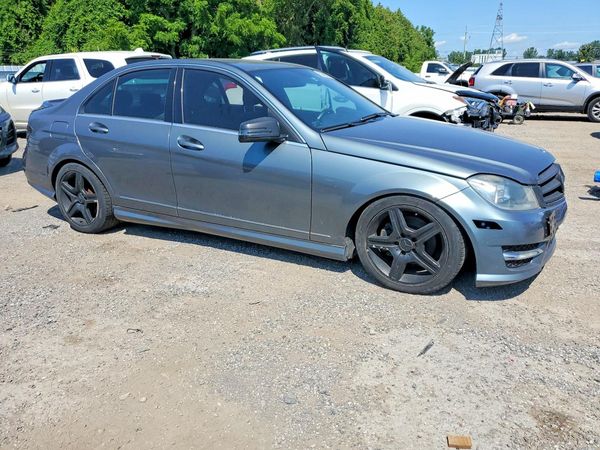 2012 MERCEDES-BENZ C