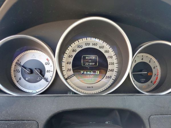 2012 MERCEDES-BENZ C
