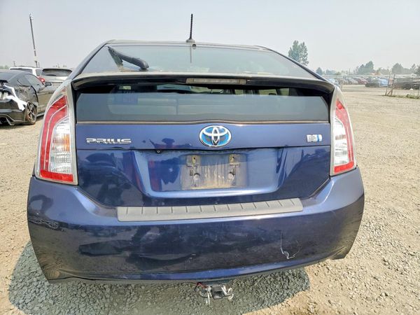 2015 TOYOTA PRIUS