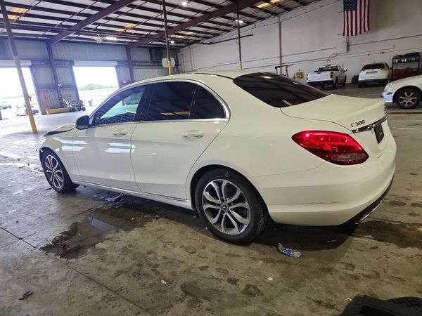 2017 MERCEDES-BENZ C C300