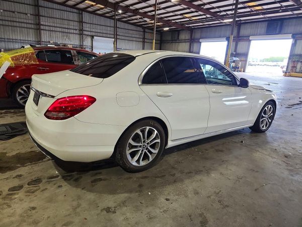 2017 MERCEDES-BENZ C C300