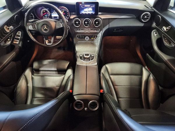 2017 MERCEDES-BENZ C C300