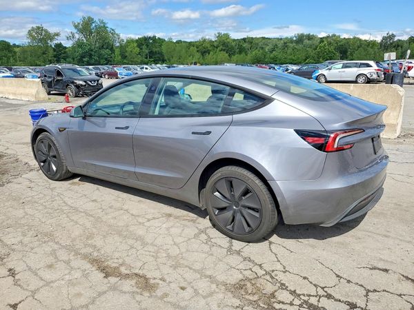 2026 TESLA MODEL 3