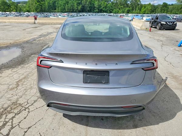 2026 TESLA MODEL 3