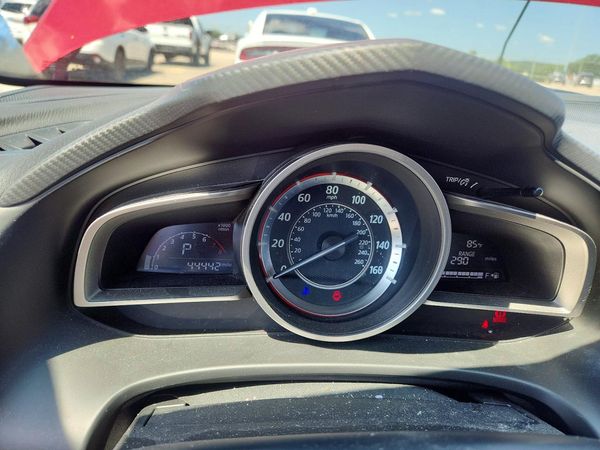 2016 MAZDA 3