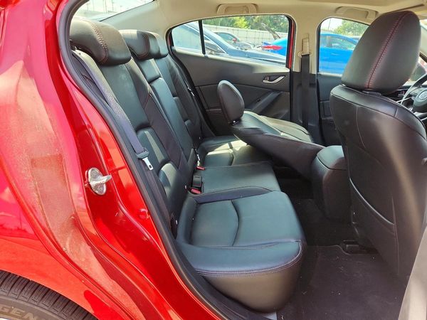 2016 MAZDA 3