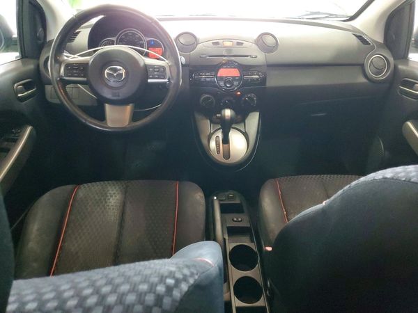 2013 MAZDA MAZDA2 Touring/GS