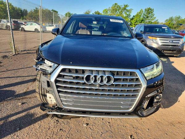 2017 AUDI Q7 quattro Premium Plus