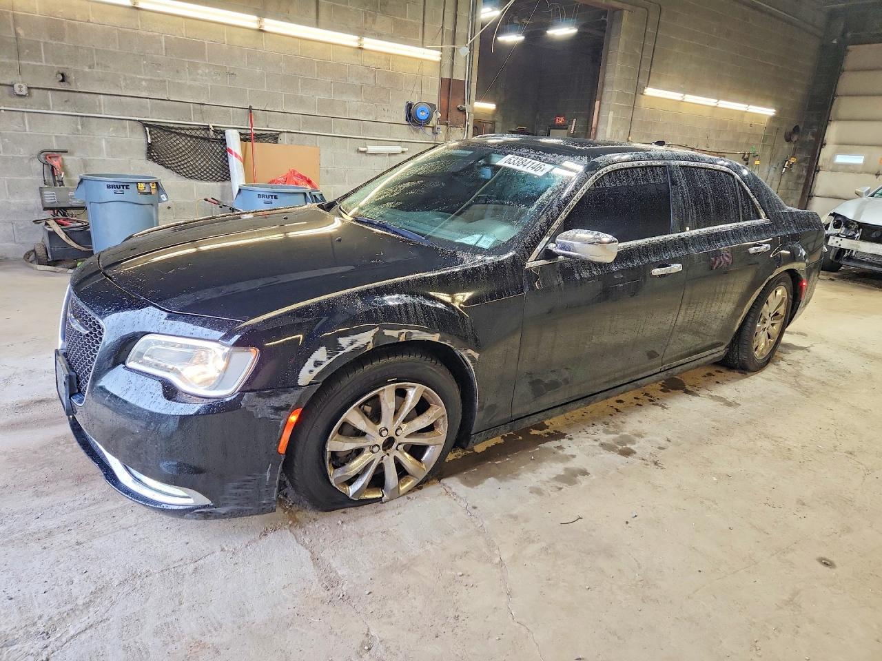 2017 CHRYSLER 300 300C — Front 3/4