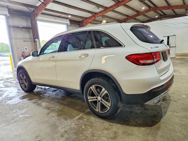 2017 MERCEDES-BENZ GLC GLC300 Base-4M