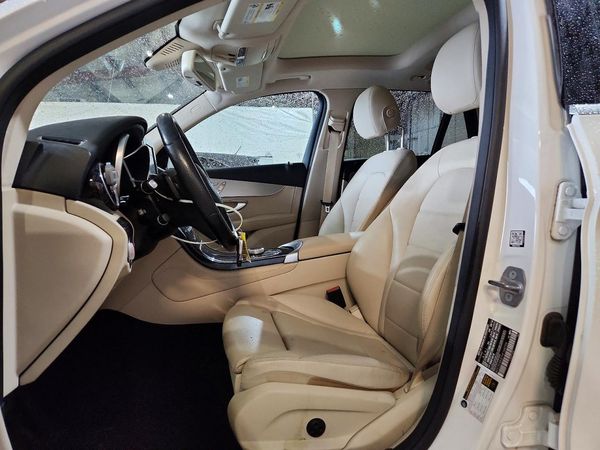 2017 MERCEDES-BENZ GLC GLC300 Base-4M