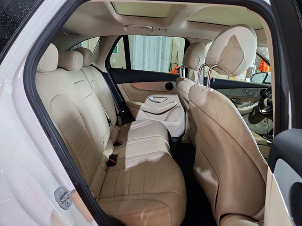 2017 MERCEDES-BENZ GLC GLC300 Base-4M