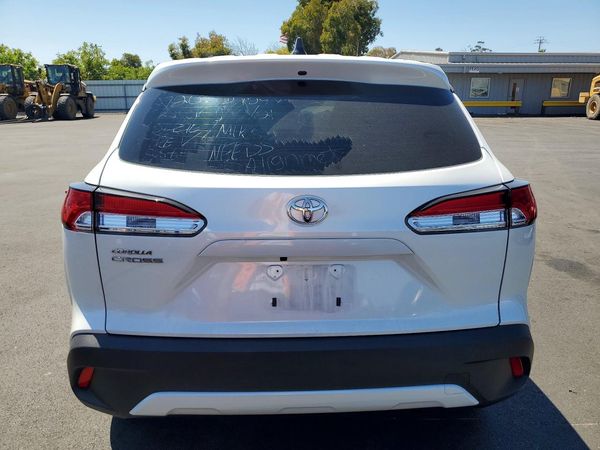 2024 TOYOTA COROLLA CROSS L