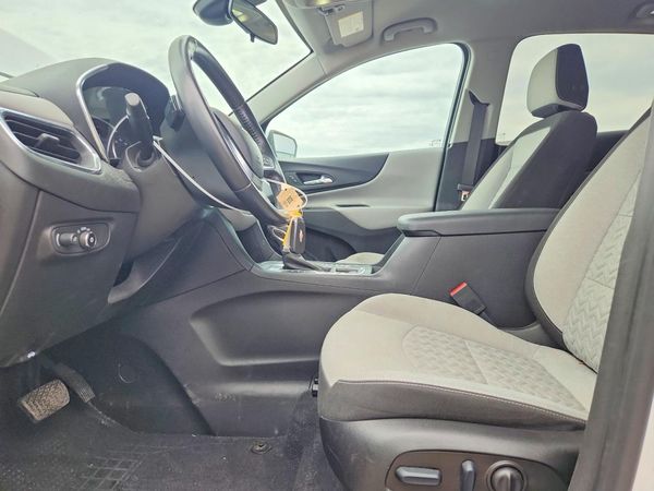 2022 CHEVROLET EQUINOX LT (1LT)