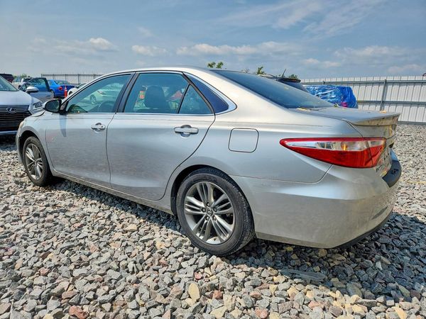 2015 TOYOTA CAMRY