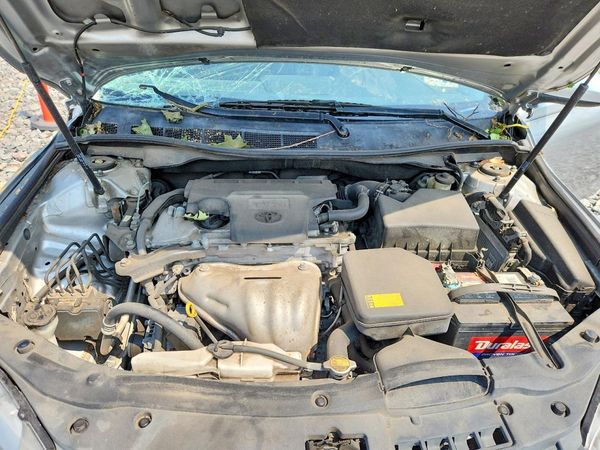 2015 TOYOTA CAMRY