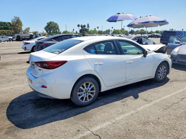 2018 MAZDA 3 Sport