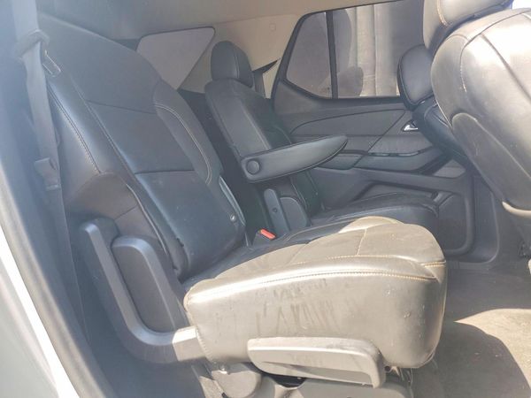 2020 CHEVROLET TRAVERSE LT