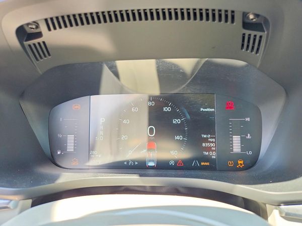 2019 VOLVO XC60