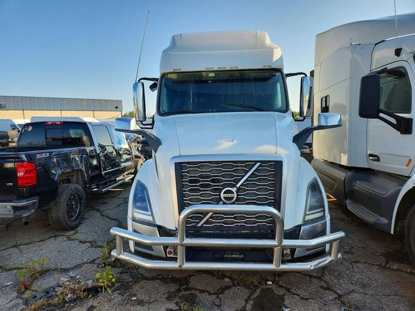 2019 VOLVO VN — DIRF