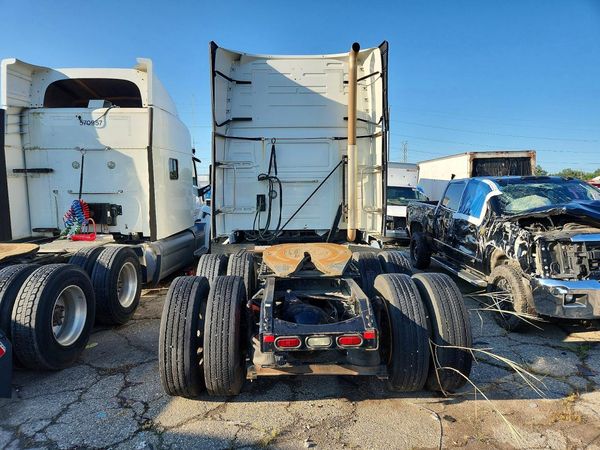 2019 VOLVO VN — DIRR