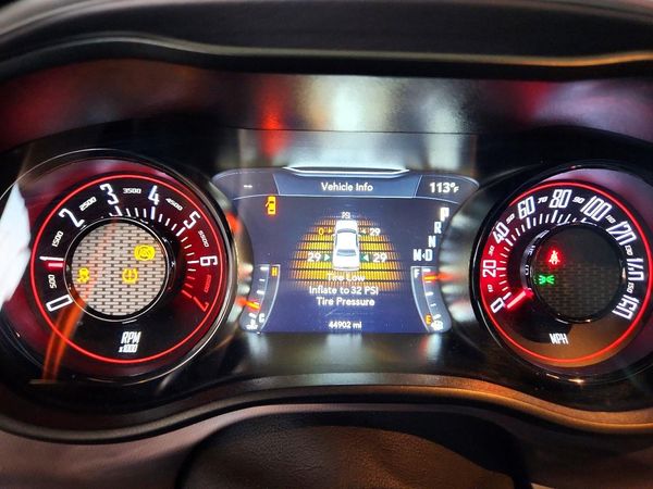 2021 DODGE CHALLENGER SXT