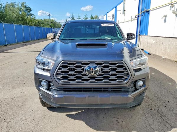 2022 TOYOTA TACOMA SR5