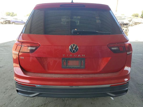 2022 VOLKSWAGEN TIGUAN SE
