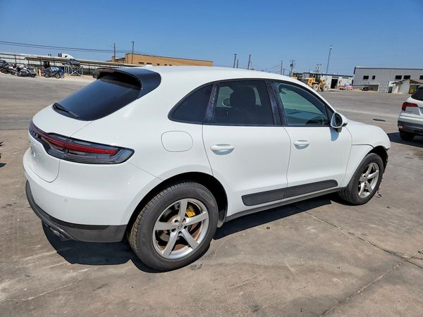 2020 PORSCHE MACAN