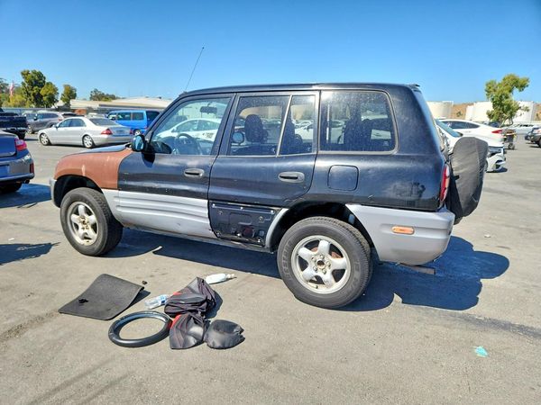 2016 TOYOTA RAV4