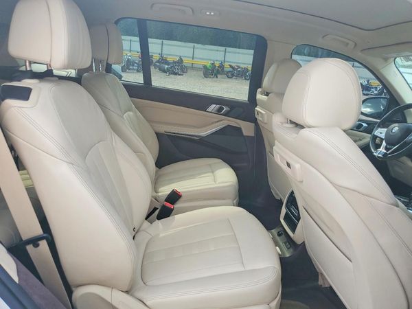 2019 BMW X7