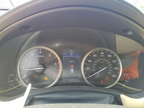 2015 LEXUS NX 200t Luxury